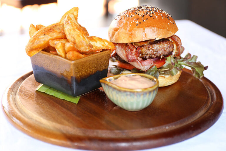 Two Chefs Bar & Grill - Bacon Cheese Burger