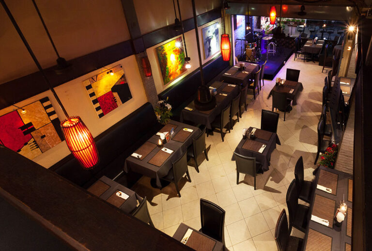 Two Chefs Bar & Grill – Karon Beach