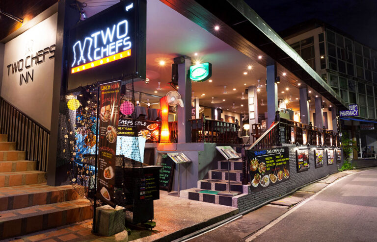 Two Chefs Bar & Grill – Kata Beach