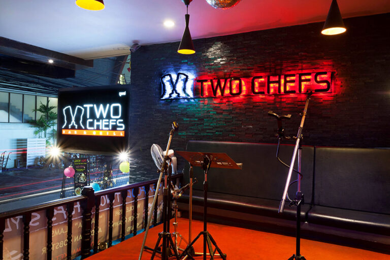 Two Chefs Bar & Grill – Kata Beach